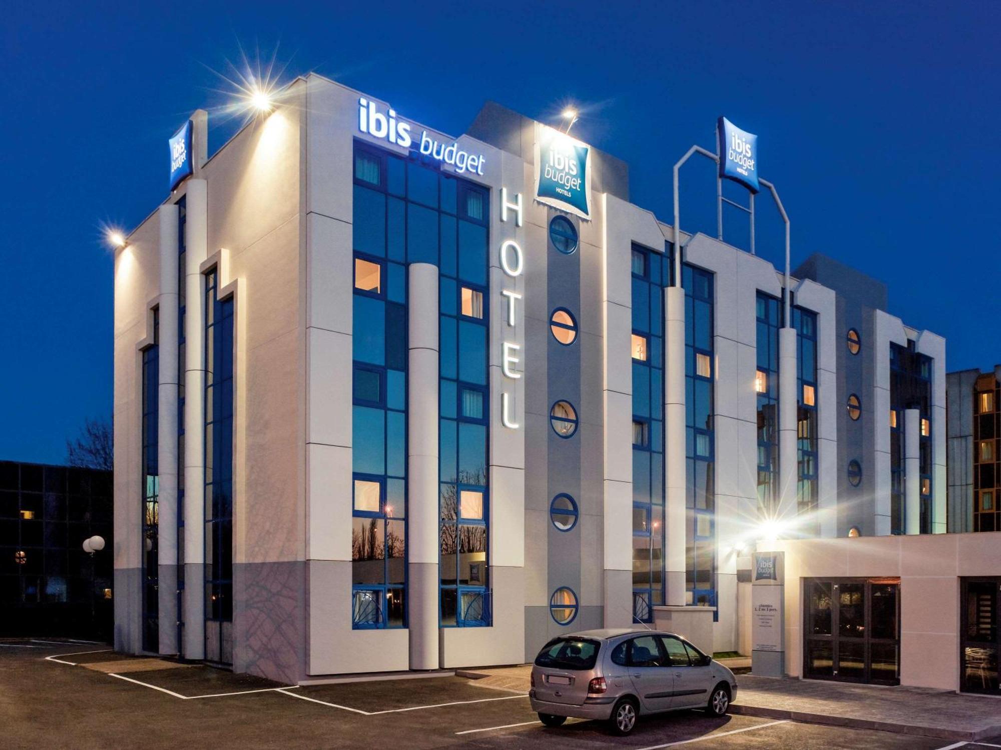 Ibis Budget Grigny Centre Bagian luar foto