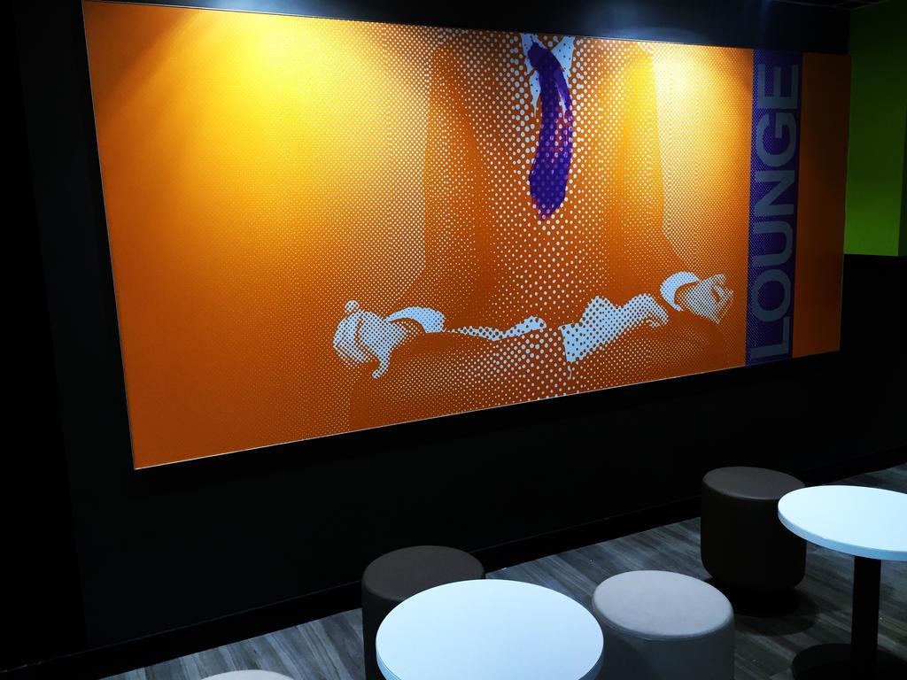 Ibis Budget Grigny Centre Bagian luar foto