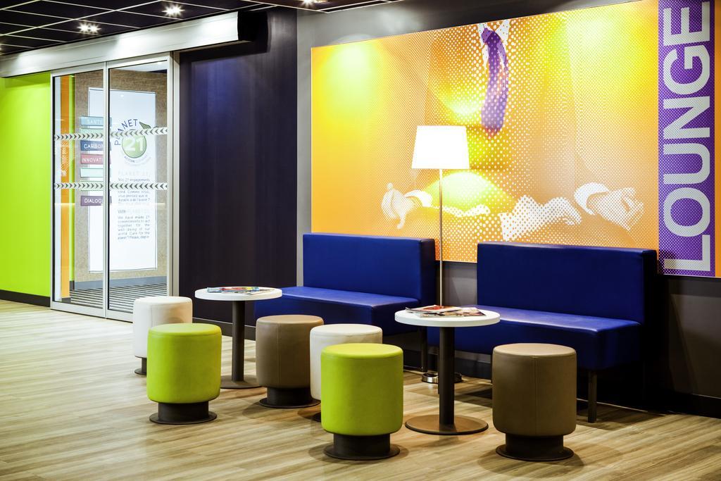 Ibis Budget Grigny Centre Bagian luar foto
