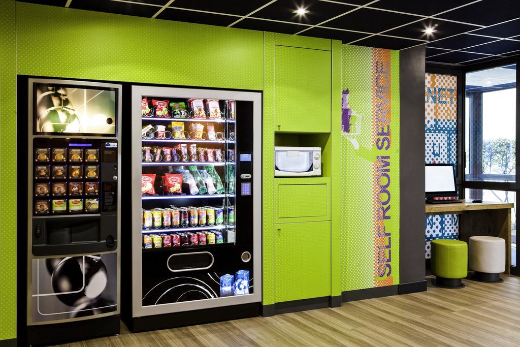 Ibis Budget Grigny Centre Bagian luar foto