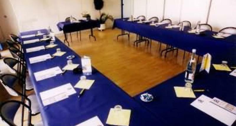 Ibis Budget Grigny Centre Bagian luar foto