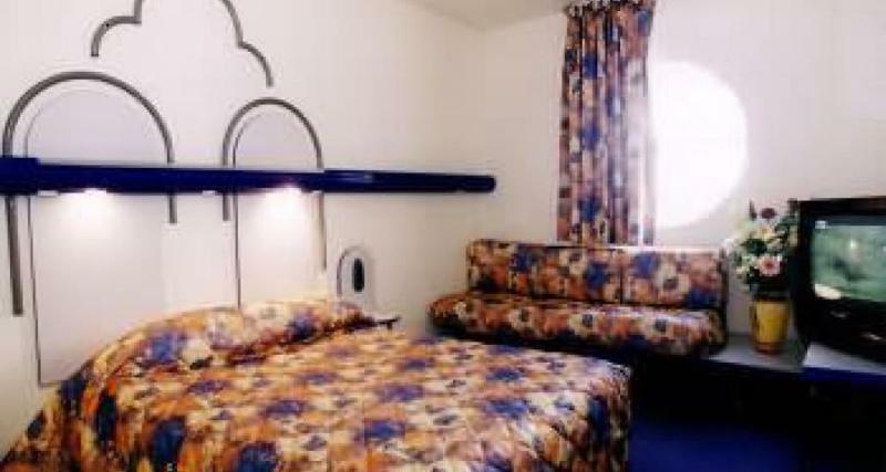 Ibis Budget Grigny Centre Bagian luar foto