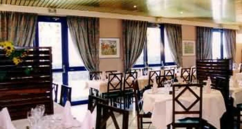 Ibis Budget Grigny Centre Bagian luar foto