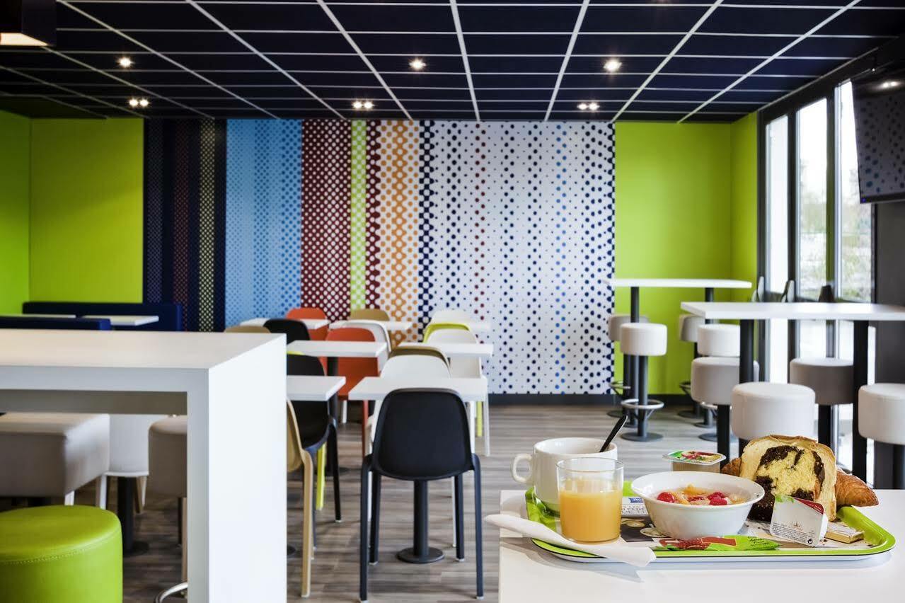 Ibis Budget Grigny Centre Bagian luar foto