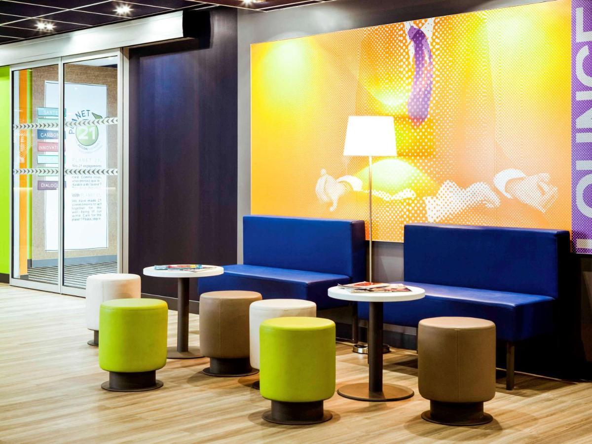Ibis Budget Grigny Centre Bagian luar foto