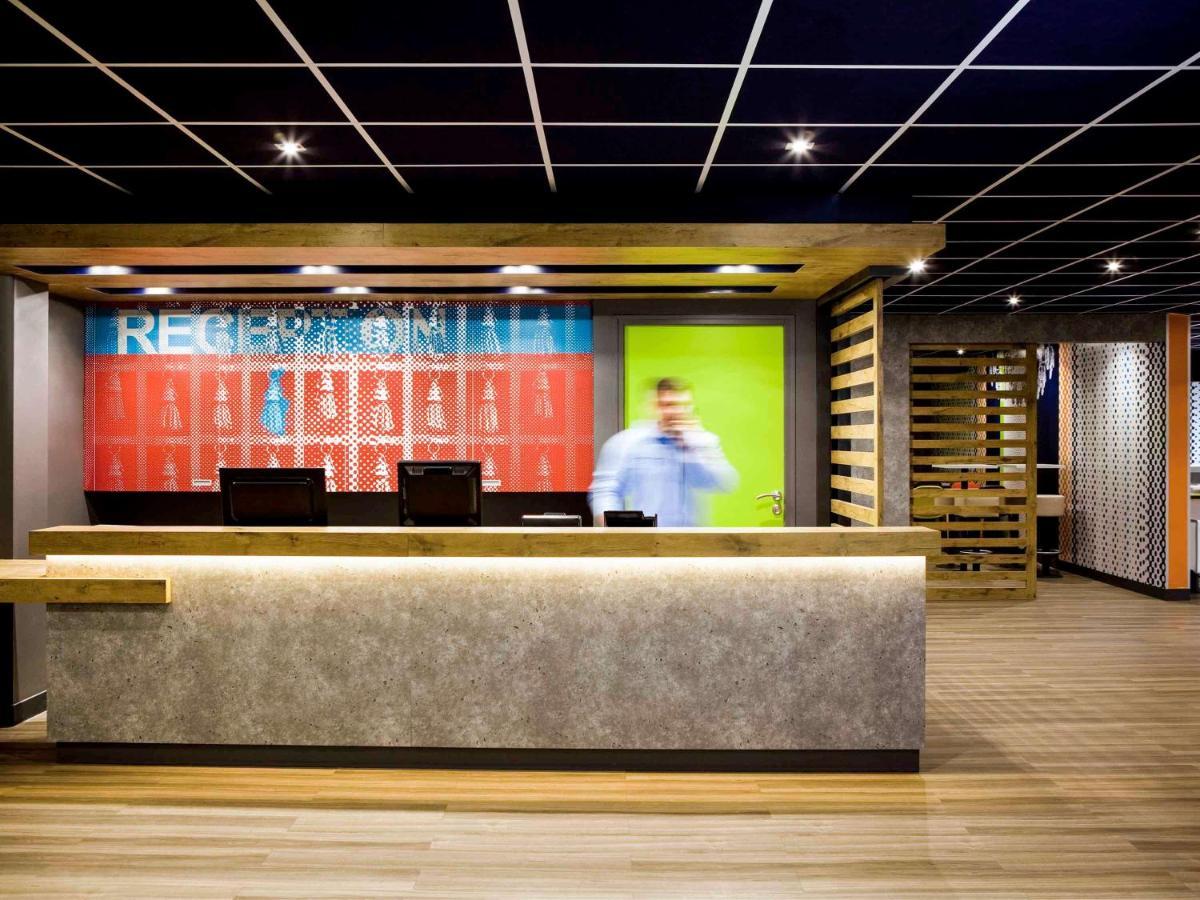 Ibis Budget Grigny Centre Bagian luar foto