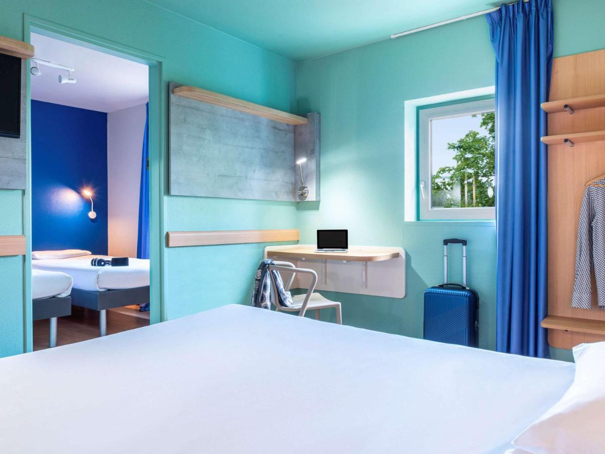 Ibis Budget Grigny Centre Bagian luar foto